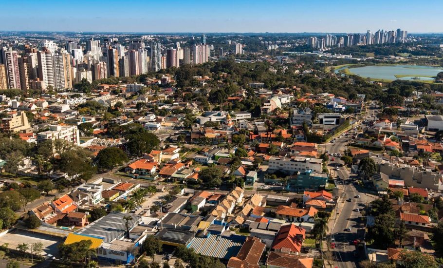 Descubra como é morar no Alto da Glória, em Curitiba