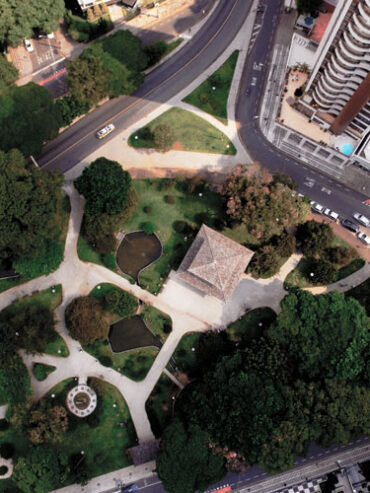 fotografia aérea do bairro batel, em Curitiba